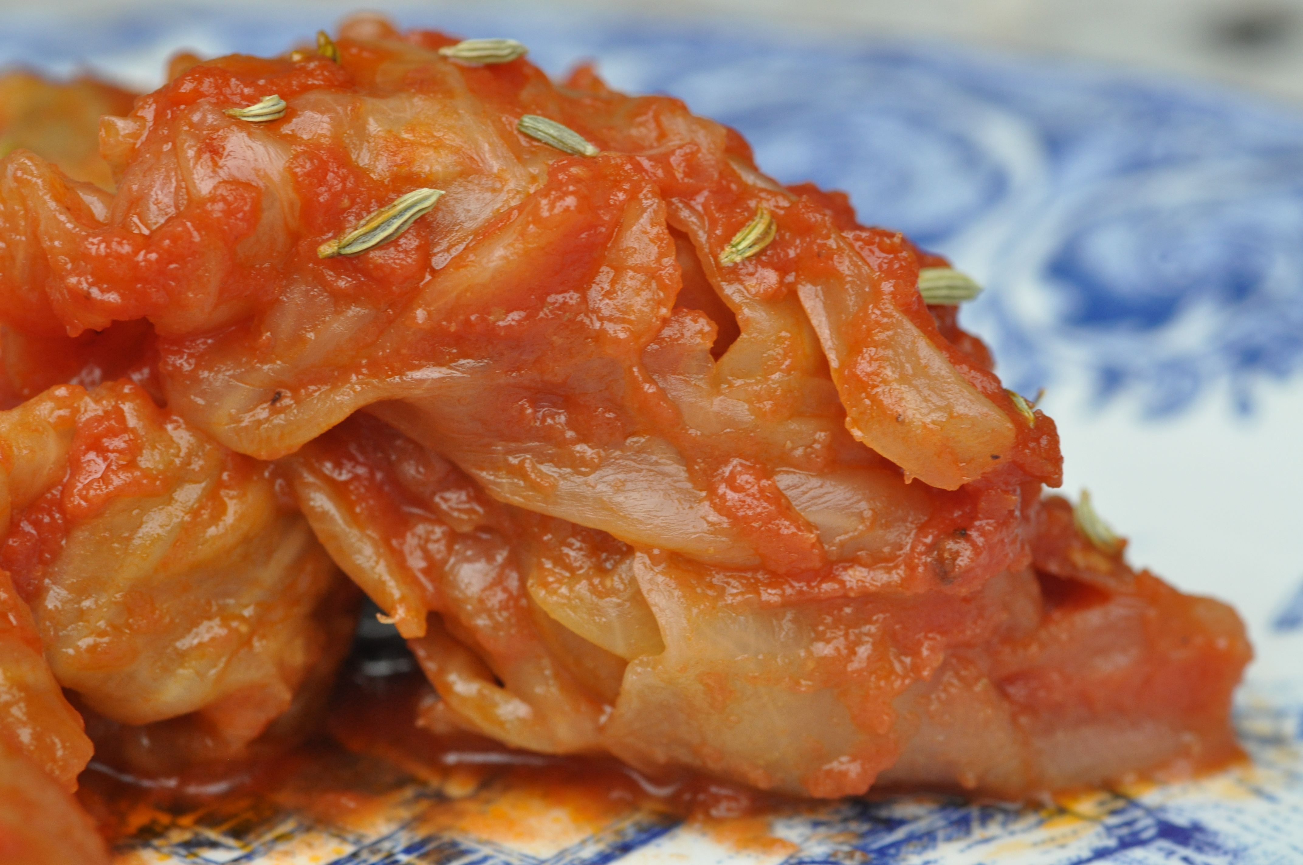 Filled cabbage rolls with mince and fennel seeds - A Maltese Mouthful